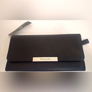 NWT Tahari Wallet